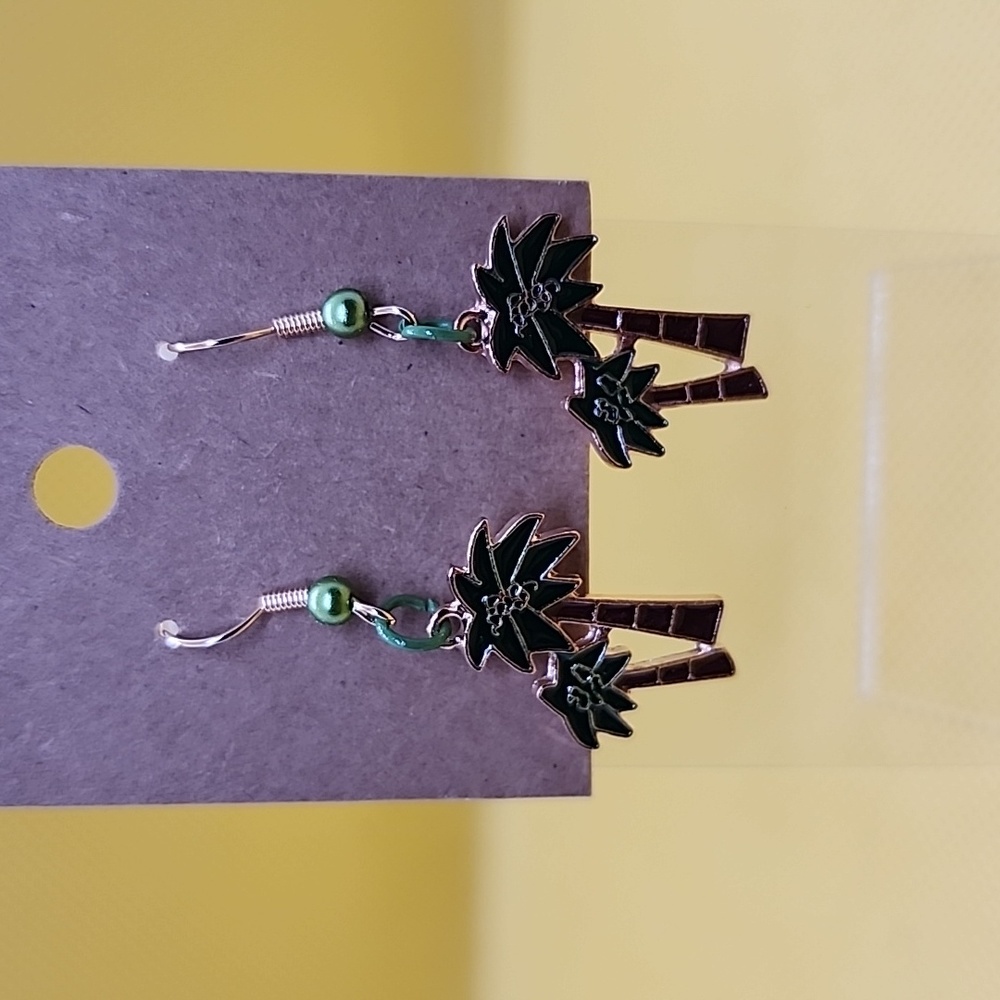 Double palm tree earrings